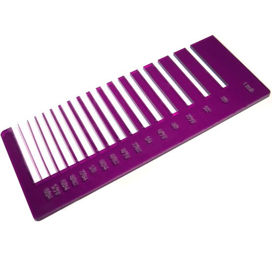 Test de précision - plexiglas violet transparent pour découpe au laser