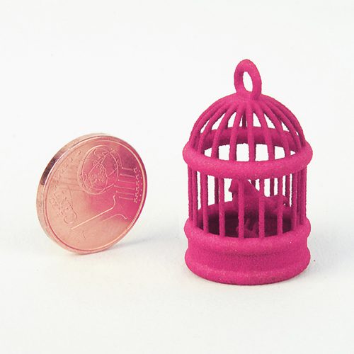 Magenta plastic for 3D SLS powder printing